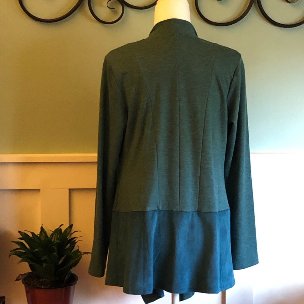 Cardigan - Picture 3 of 5